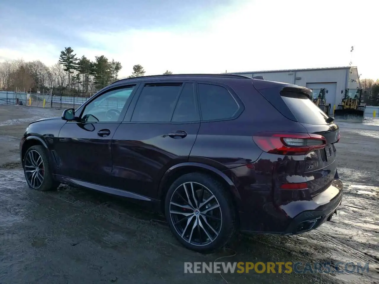 2 Photograph of a damaged car 5UXJU4C02N9M64369 BMW X5 2022