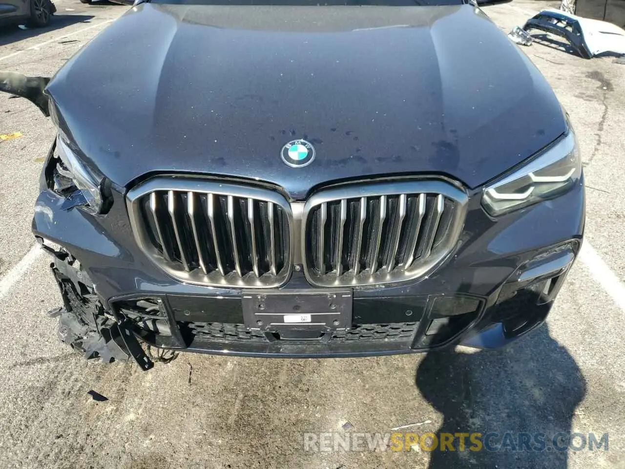 12 Photograph of a damaged car 5UXJU4C06N9K15282 BMW X5 2022