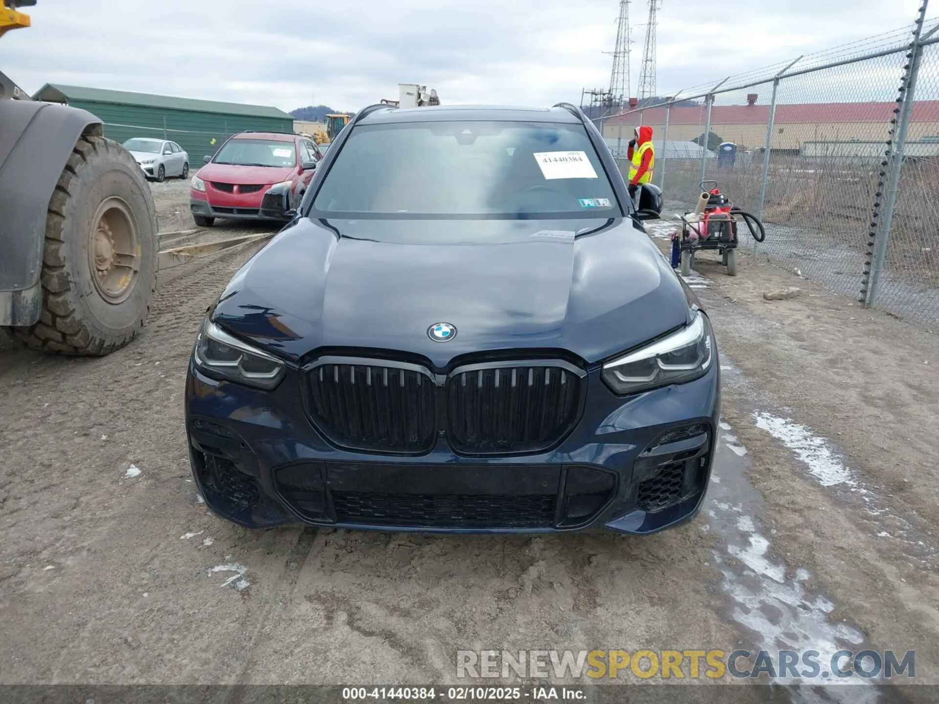 12 Photograph of a damaged car 5UXJU4C06N9K31059 BMW X5 2022