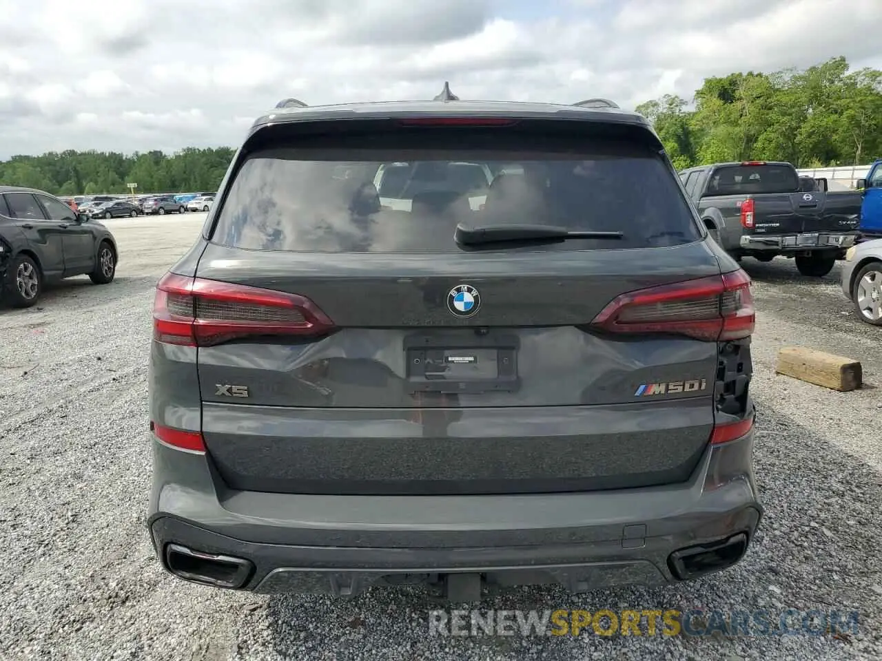 6 Photograph of a damaged car 5UXJU4C06N9M13151 BMW X5 2022