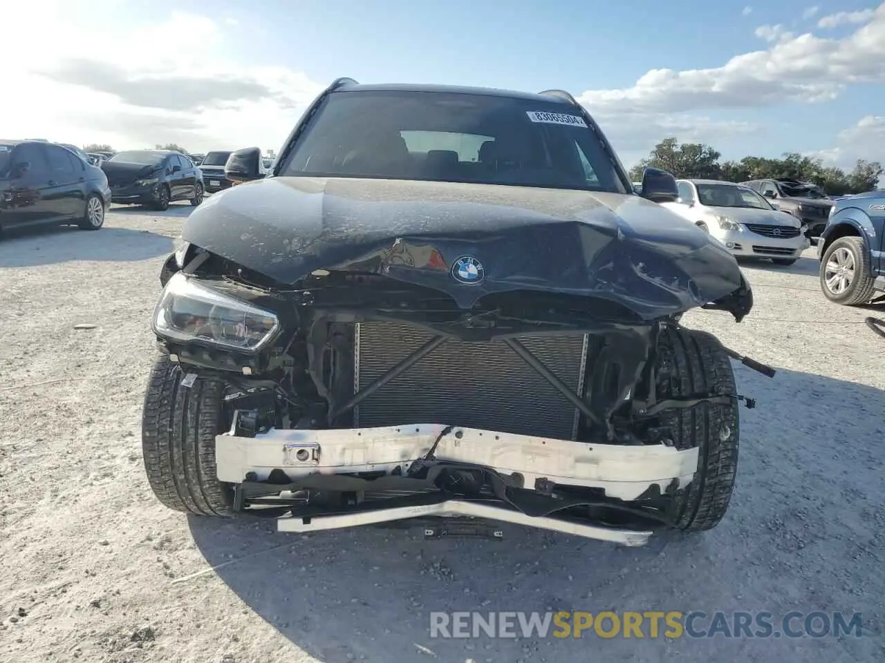 5 Photograph of a damaged car 5UXJU4C07N9M64559 BMW X5 2022