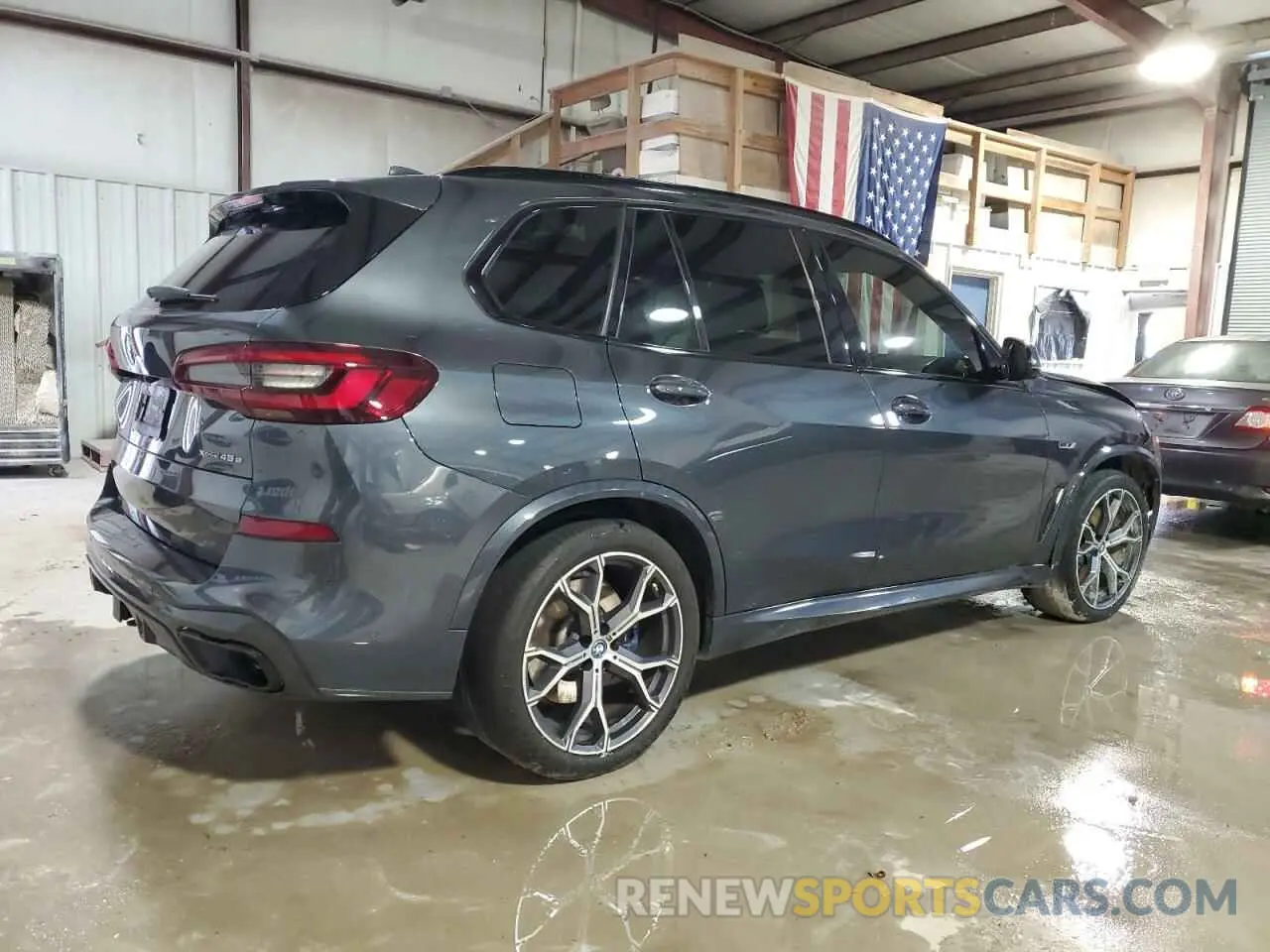 3 Photograph of a damaged car 5UXTA6C01N9M00398 BMW X5 2022