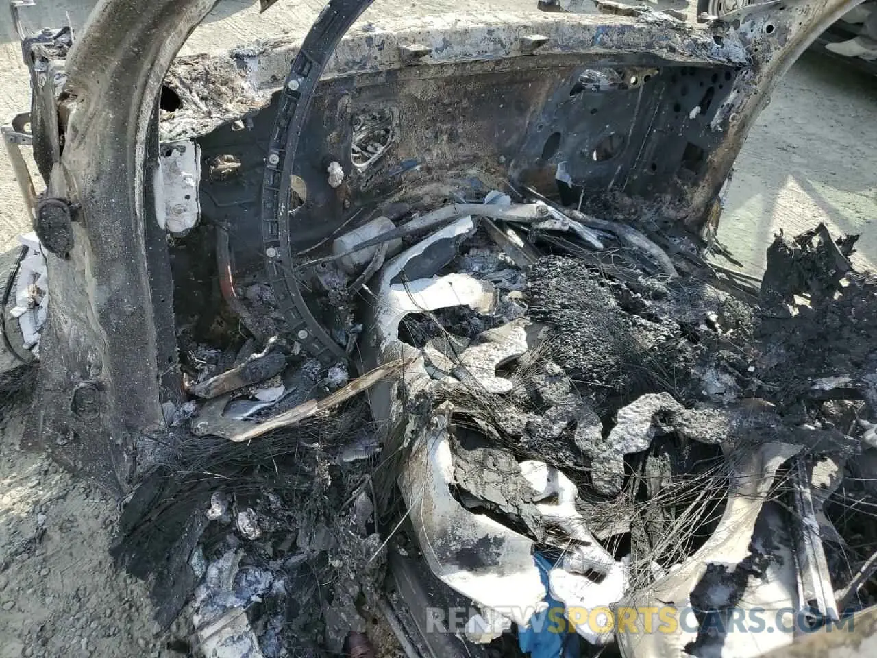 8 Photograph of a damaged car 5UXTA6C03N9J45544 BMW X5 2022