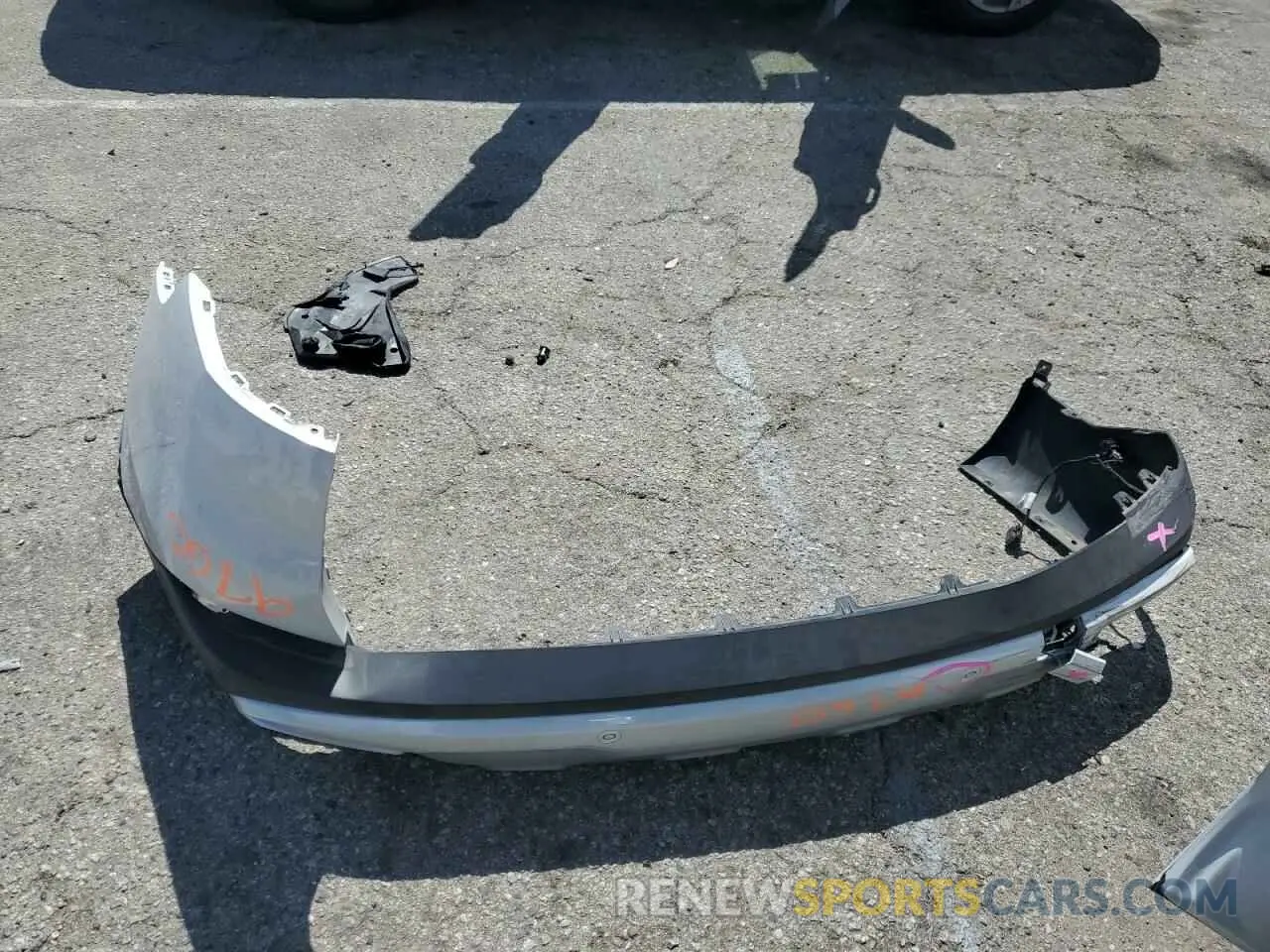 13 Photograph of a damaged car 5UXTA6C04N9K89247 BMW X5 2022