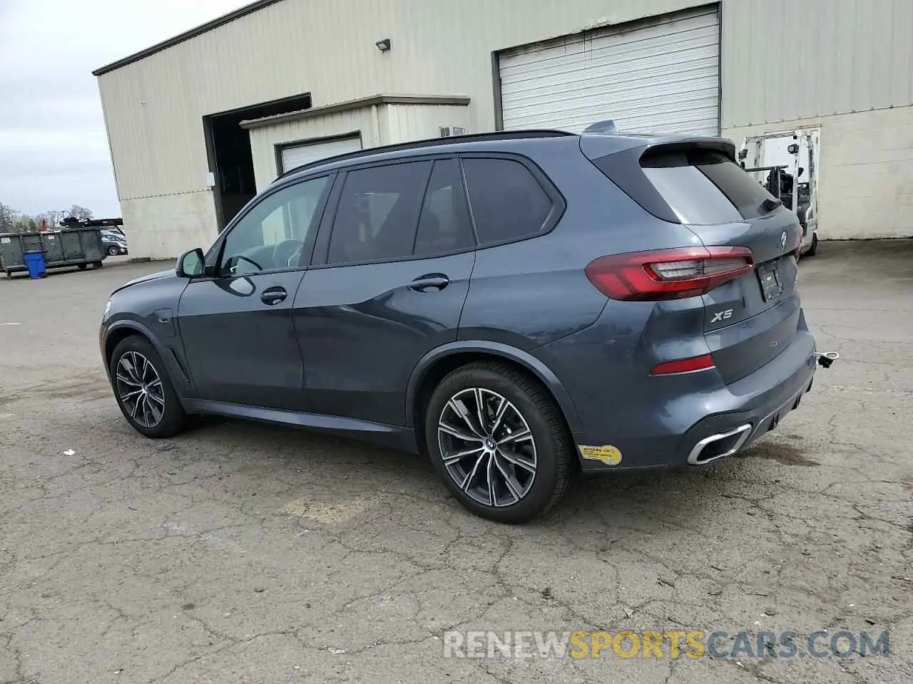 2 Photograph of a damaged car 5UXTA6C07N9M56345 BMW X5 2022