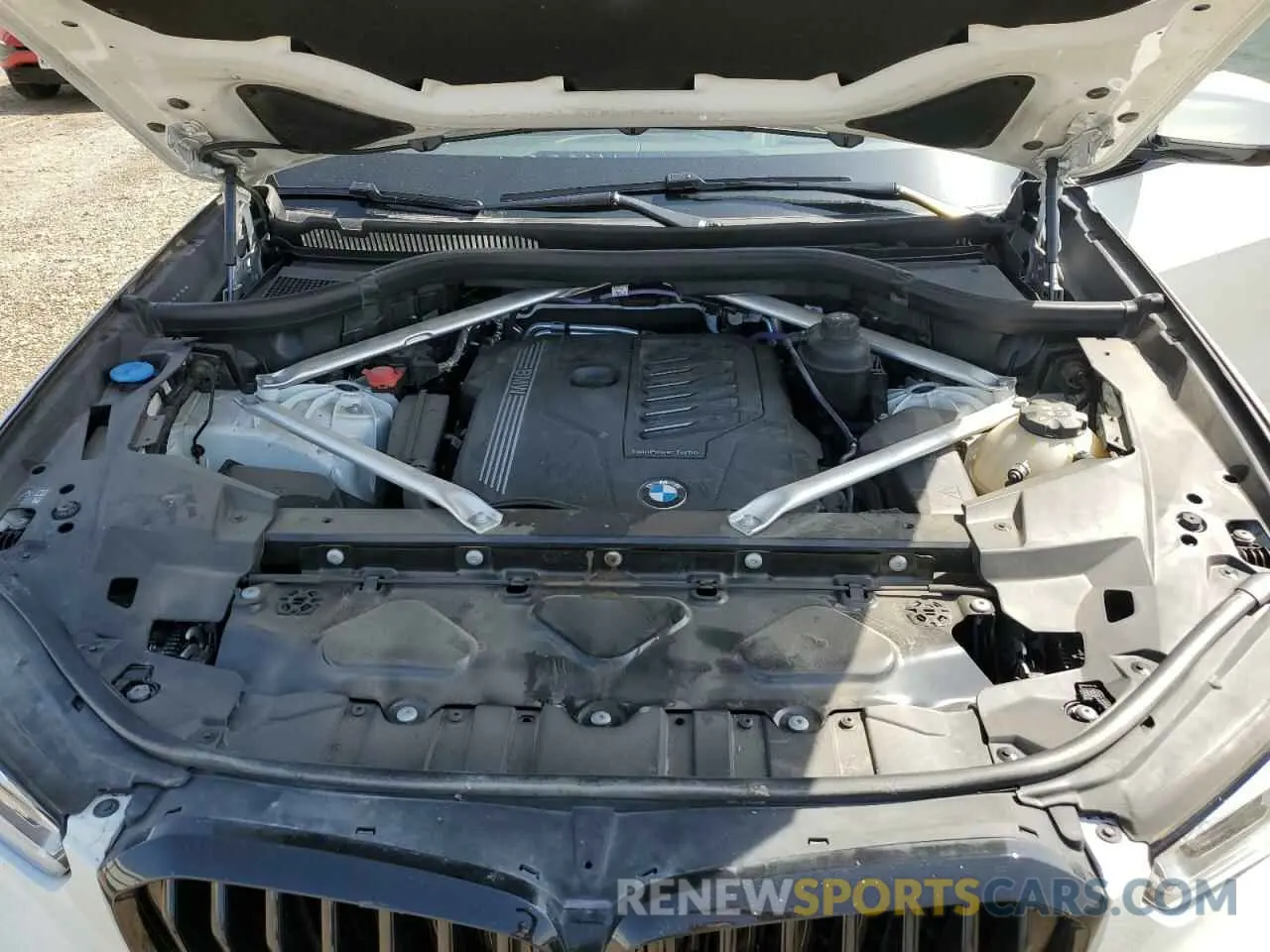 12 Photograph of a damaged car 5UXCR4C00P9R80842 BMW X5 2023