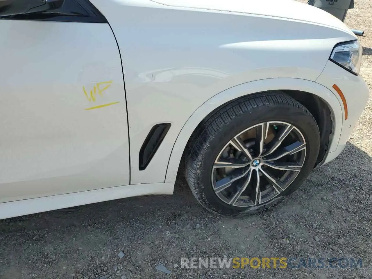 13 Photograph of a damaged car 5UXCR4C00P9R80842 BMW X5 2023