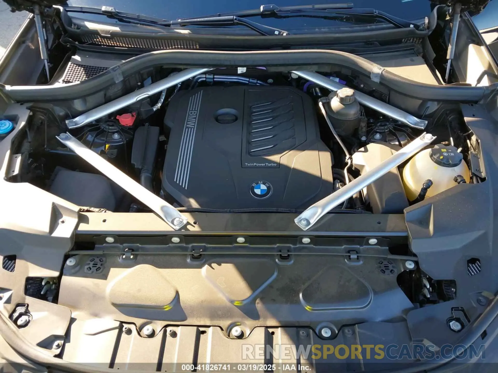 10 Photograph of a damaged car 5UXCR4C01P9R58557 BMW X5 2023