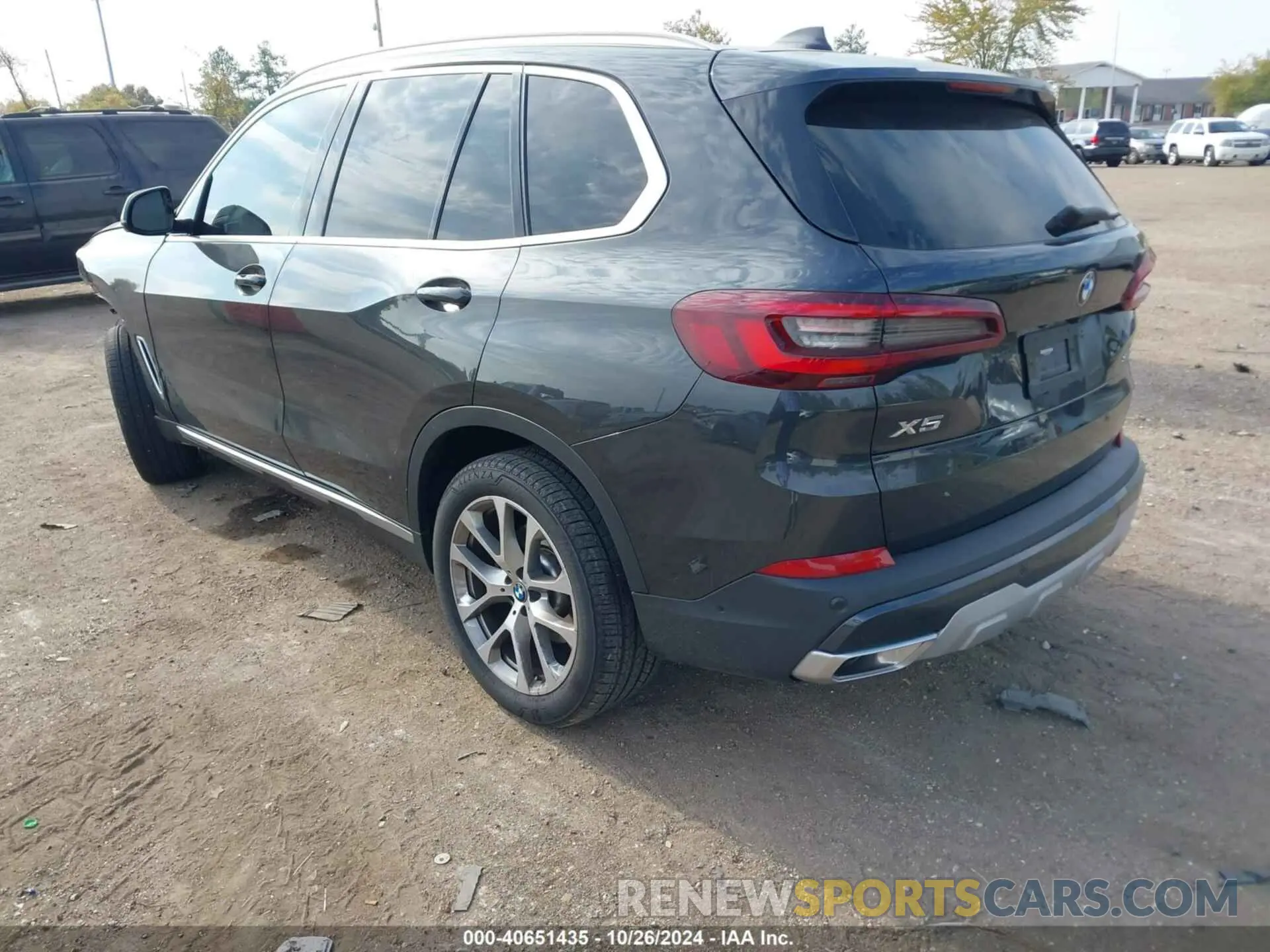 3 Photograph of a damaged car 5UXCR4C01P9R67176 BMW X5 2023