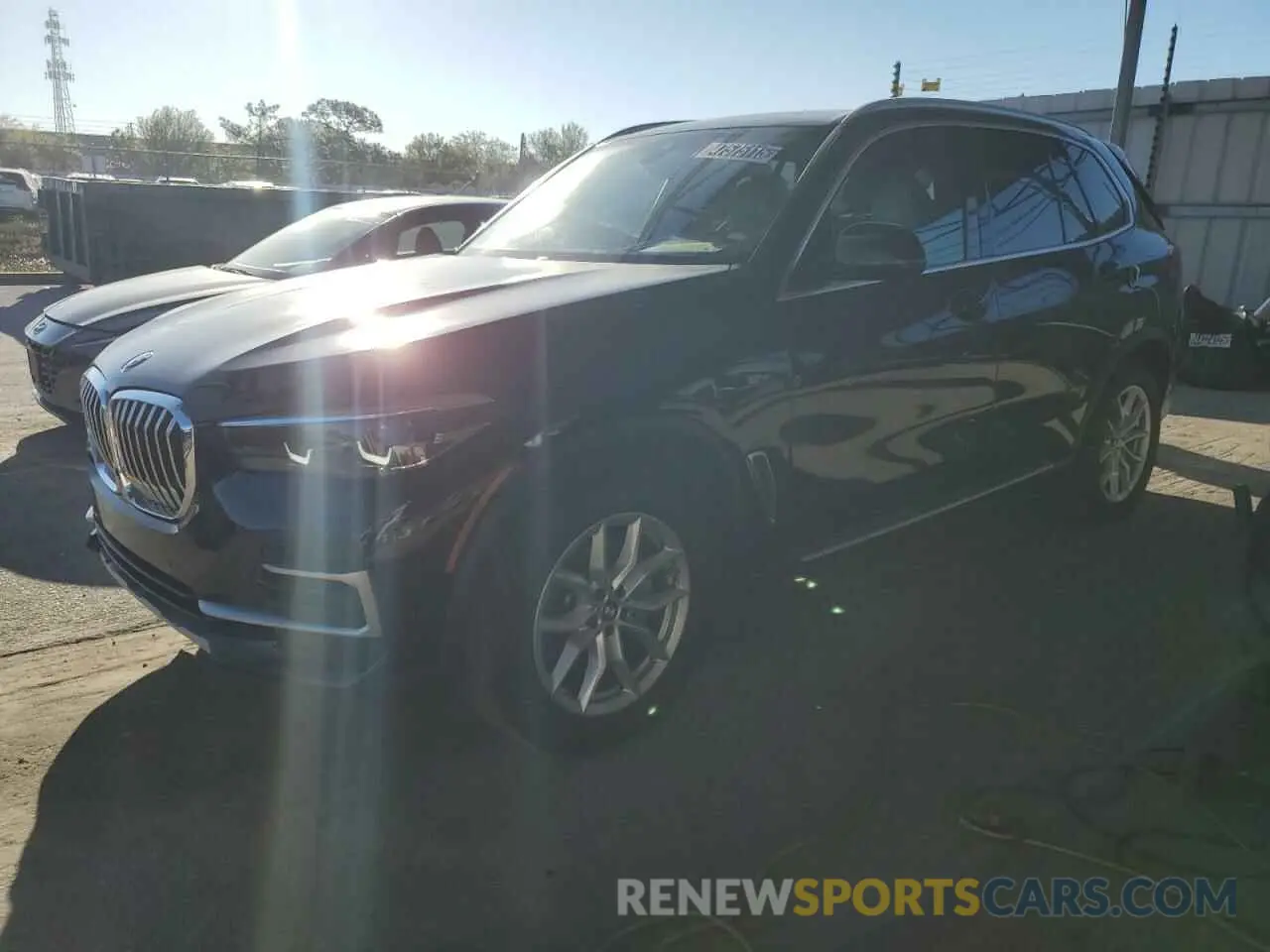 1 Photograph of a damaged car 5UXCR4C02P9P39414 BMW X5 2023
