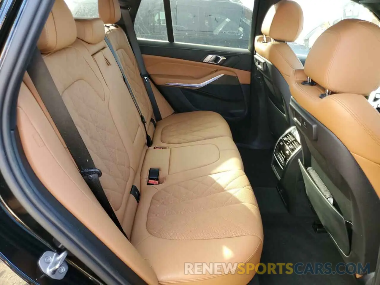 11 Photograph of a damaged car 5UXCR4C02P9R55733 BMW X5 2023