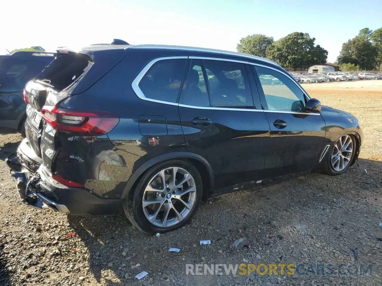 3 Photograph of a damaged car 5UXCR4C02P9R55733 BMW X5 2023