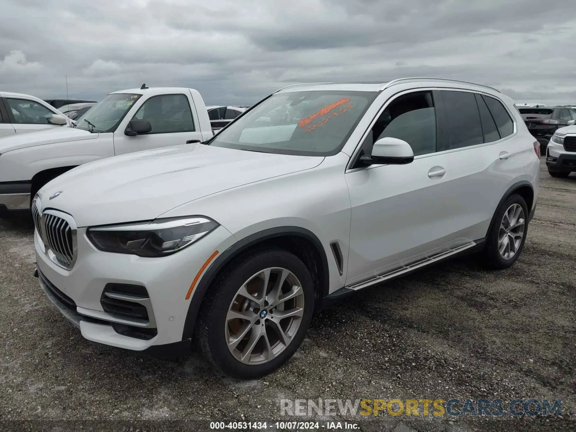 2 Photograph of a damaged car 5UXCR4C03P9P50728 BMW X5 2023