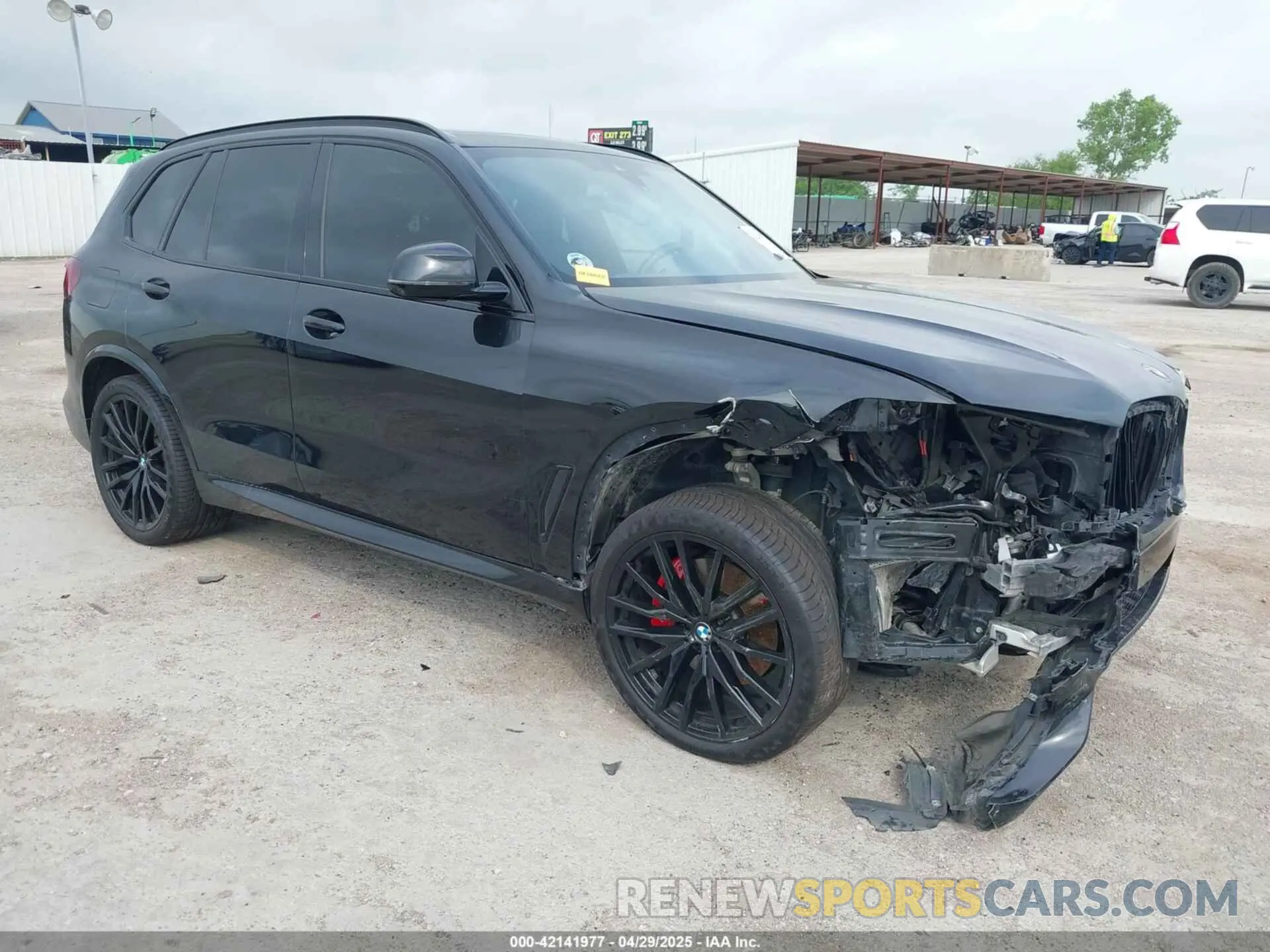 1 Photograph of a damaged car 5UXCR4C04P9N77057 BMW X5 2023