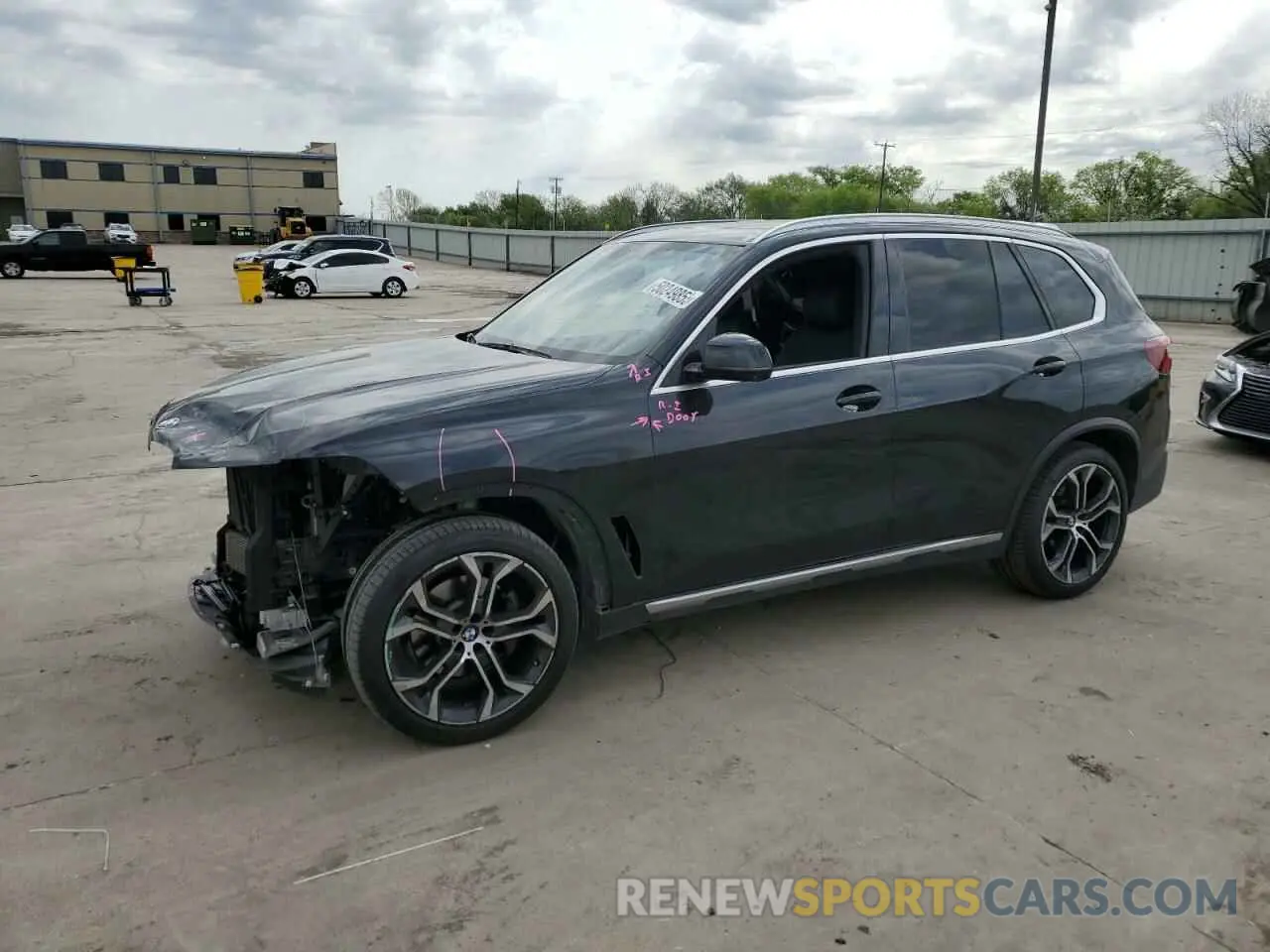 1 Photograph of a damaged car 5UXCR4C06P9P72965 BMW X5 2023