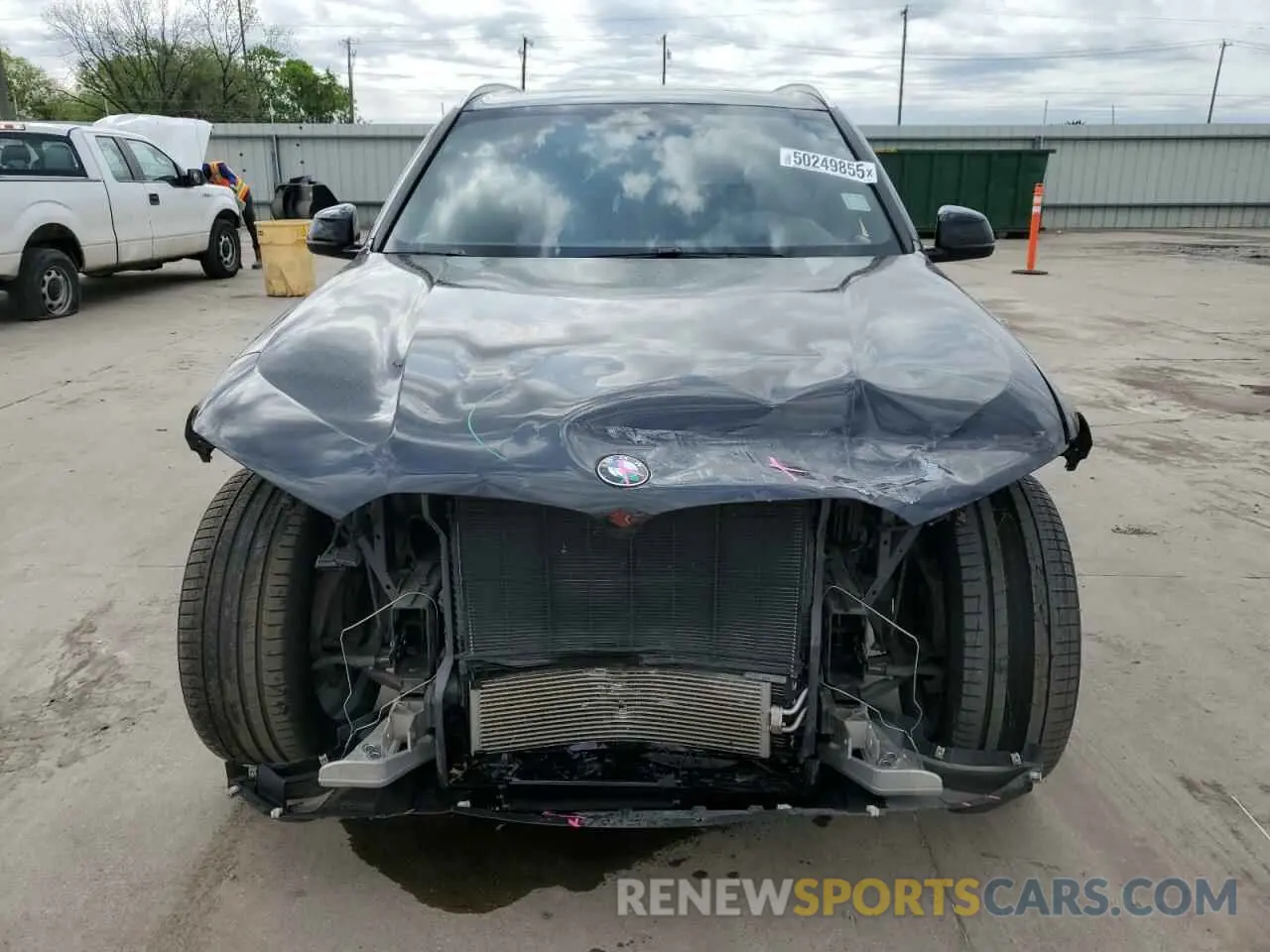 5 Photograph of a damaged car 5UXCR4C06P9P72965 BMW X5 2023