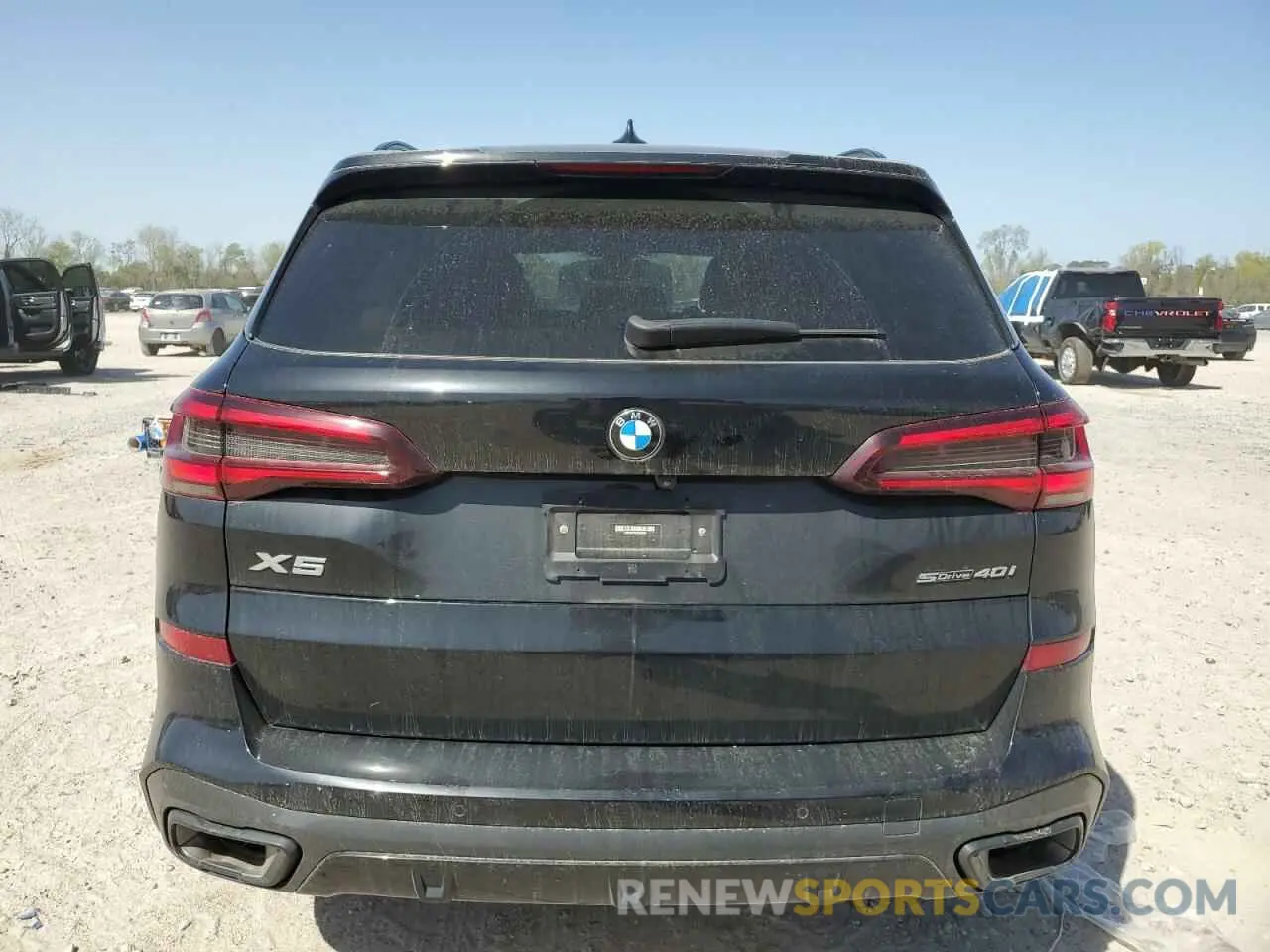 6 Photograph of a damaged car 5UXCR4C06P9R60966 BMW X5 2023