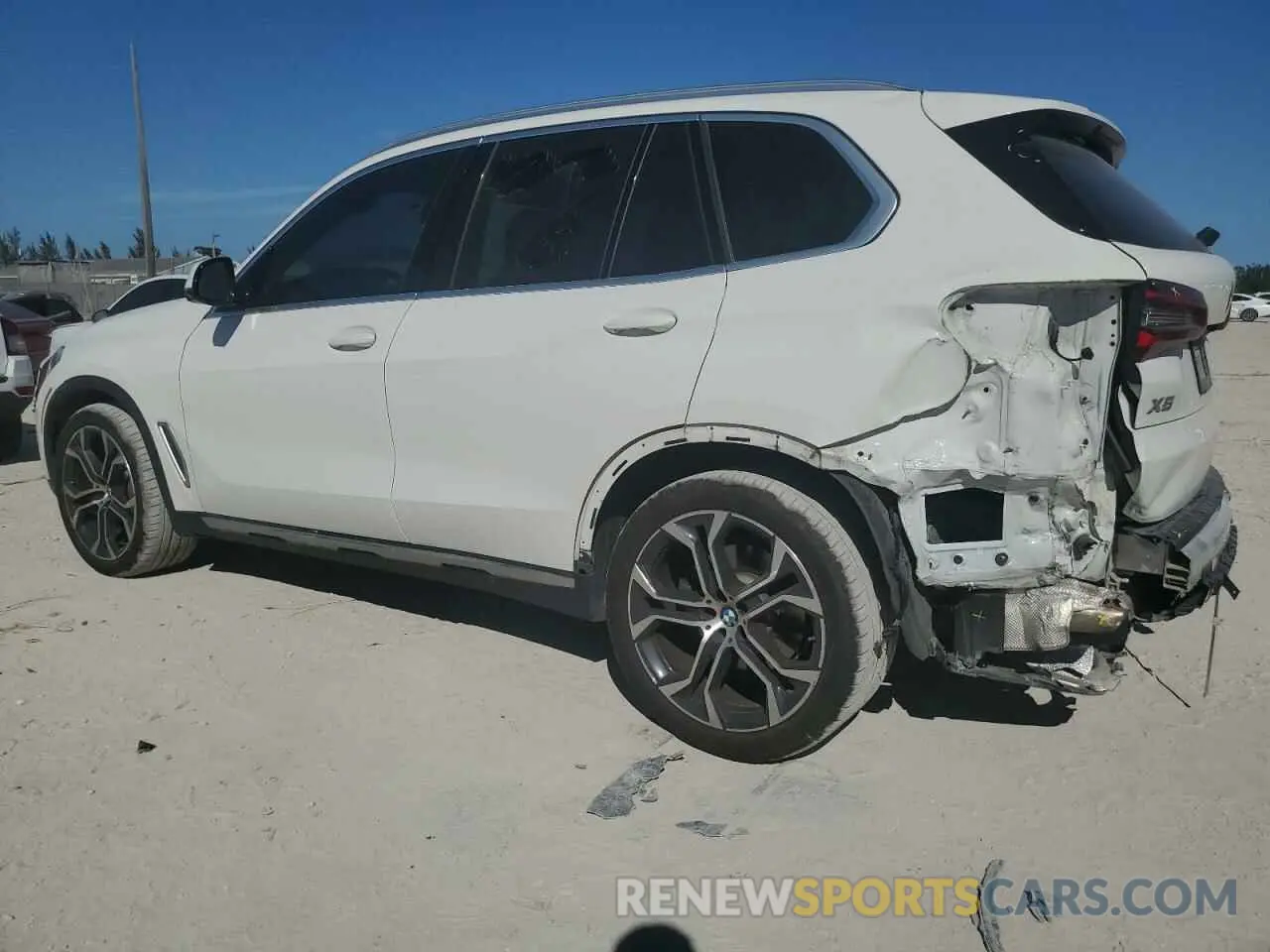2 Photograph of a damaged car 5UXCR4C08P9P14937 BMW X5 2023