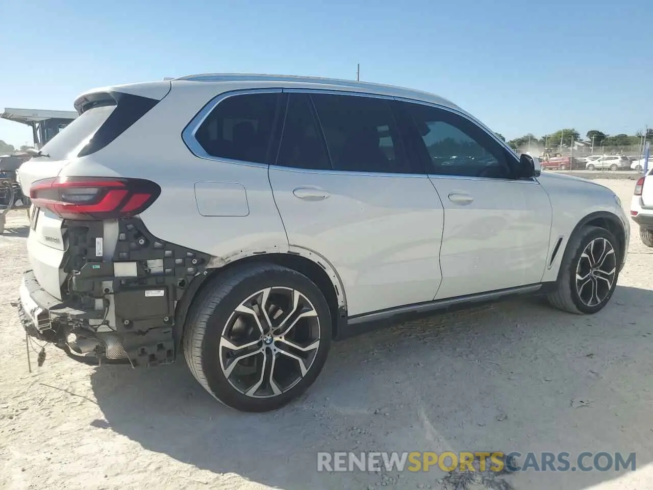 3 Photograph of a damaged car 5UXCR4C08P9P14937 BMW X5 2023