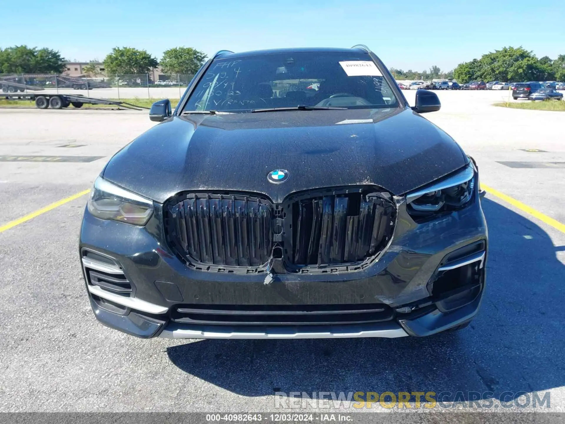 11 Photograph of a damaged car 5UXCR4C09P9P47638 BMW X5 2023