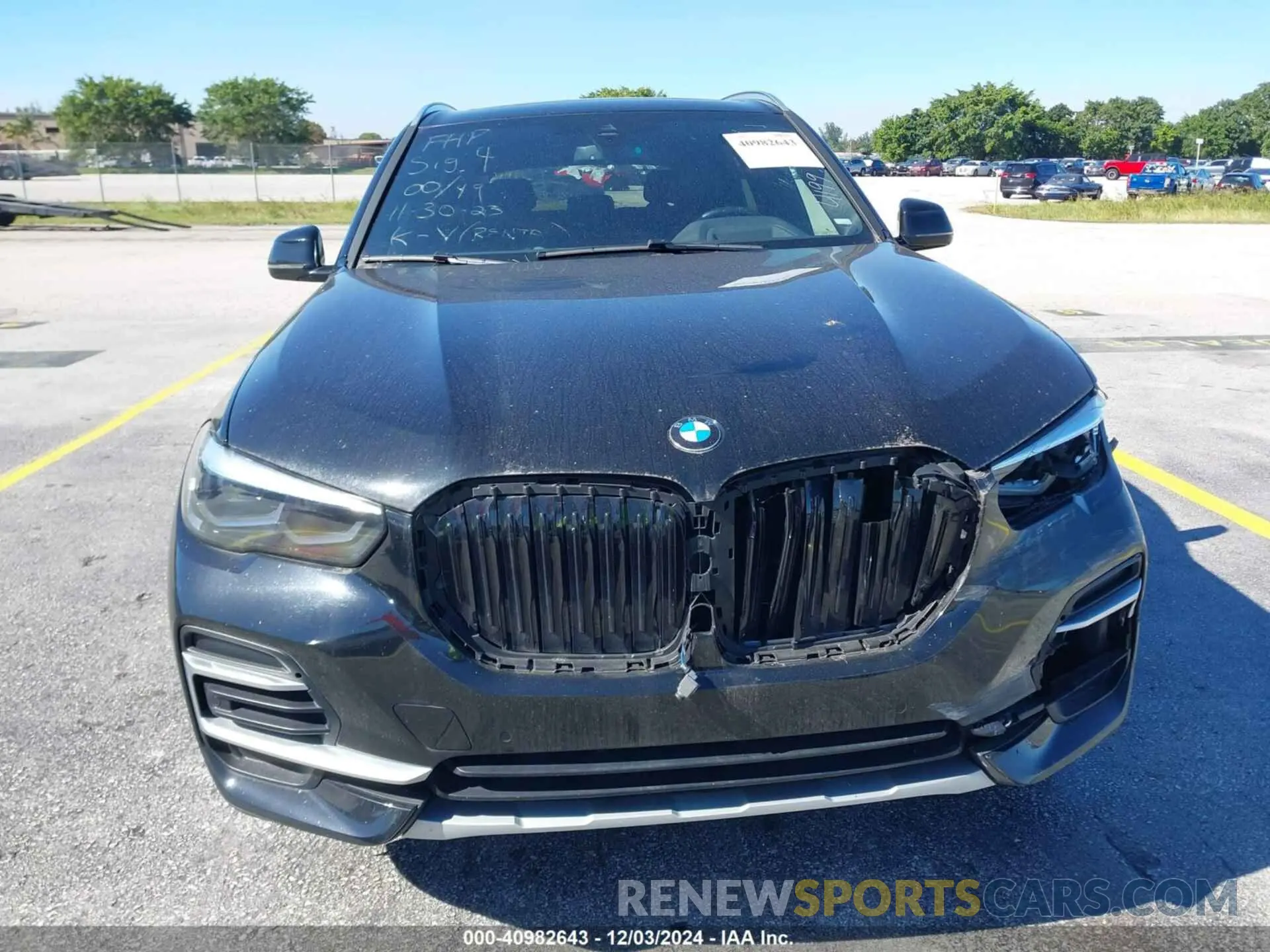 6 Photograph of a damaged car 5UXCR4C09P9P47638 BMW X5 2023