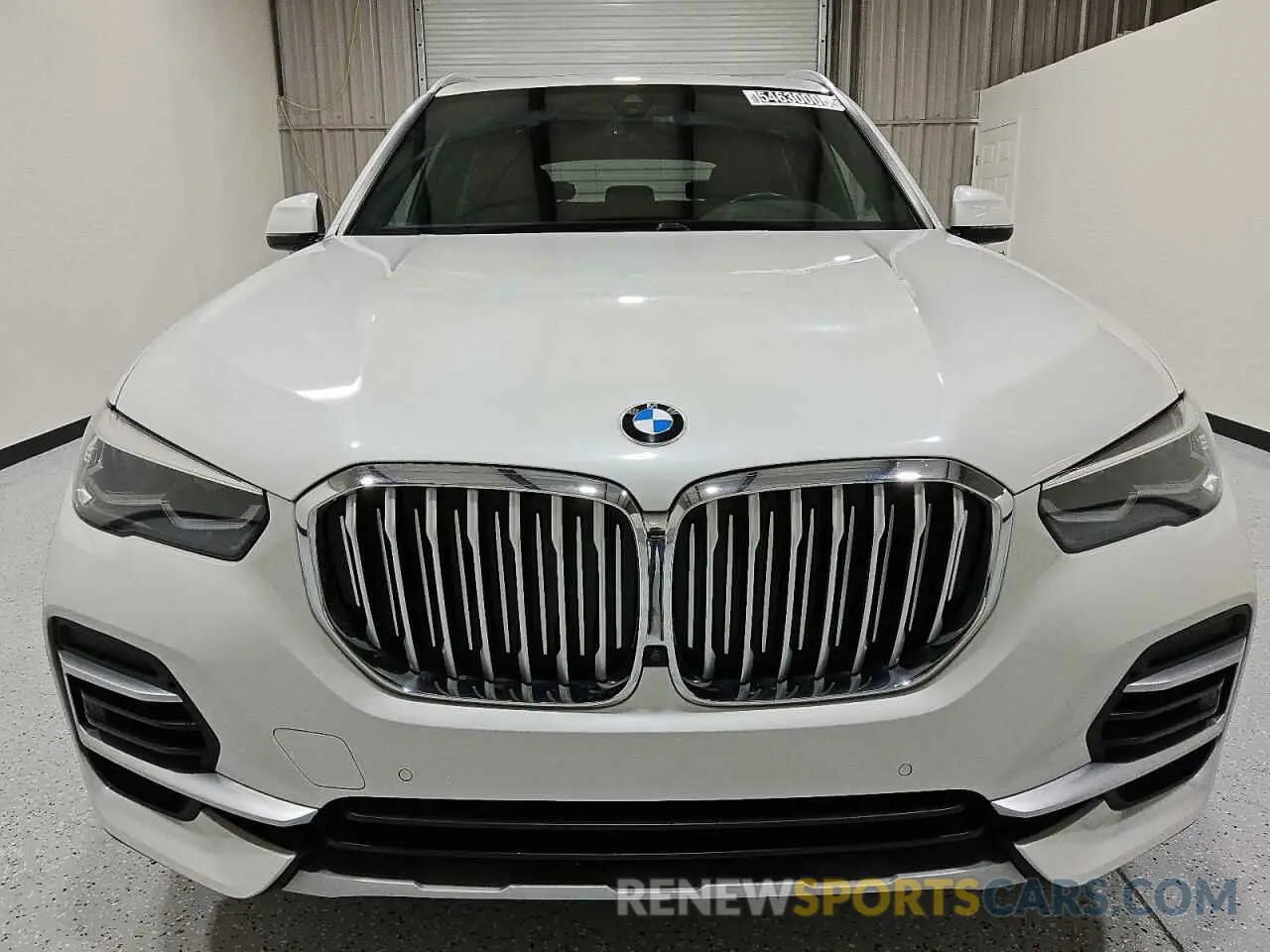 5 Photograph of a damaged car 5UXCR4C09P9P91719 BMW X5 2023
