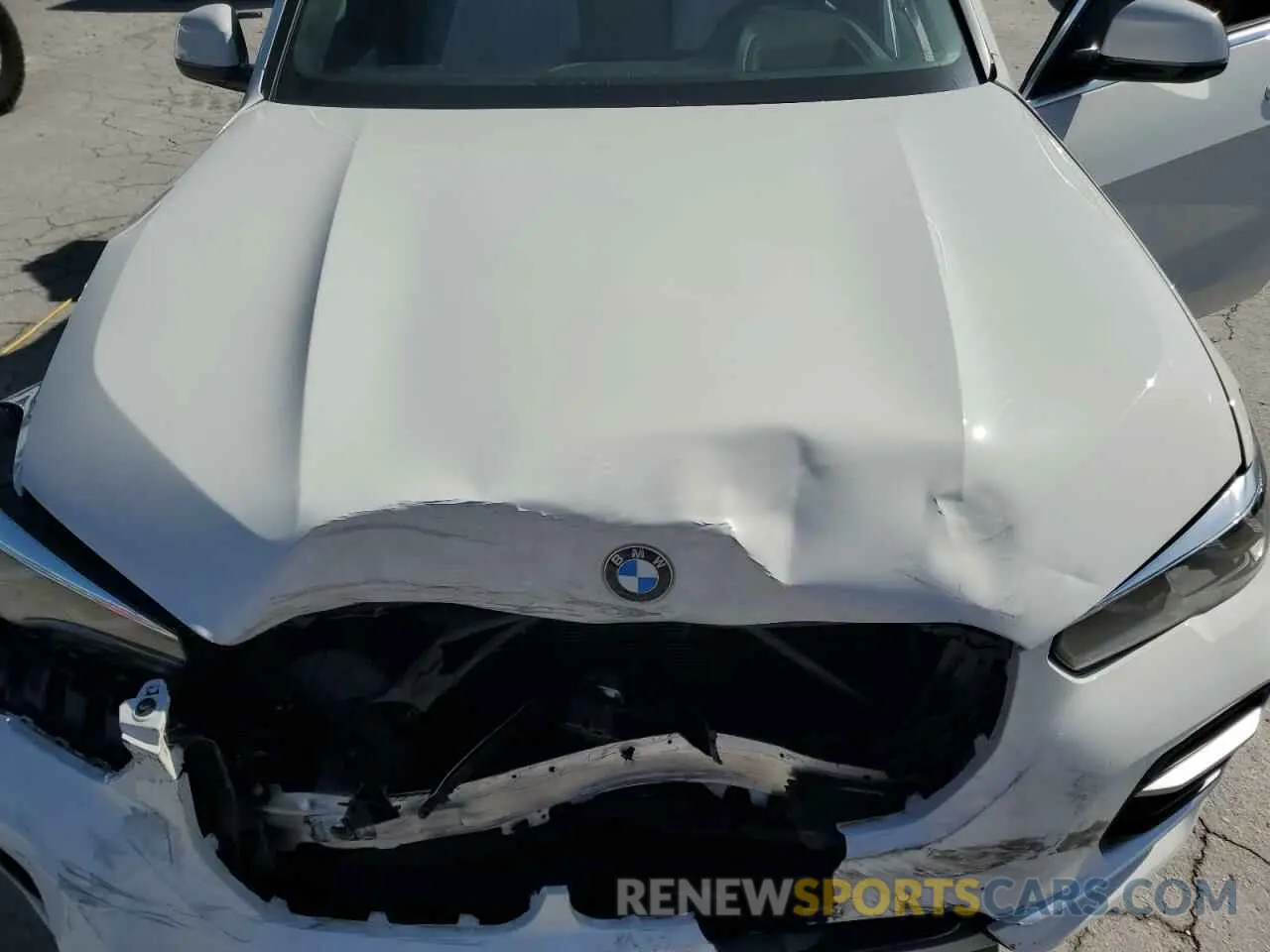 12 Photograph of a damaged car 5UXCR4C0XP9N59565 BMW X5 2023
