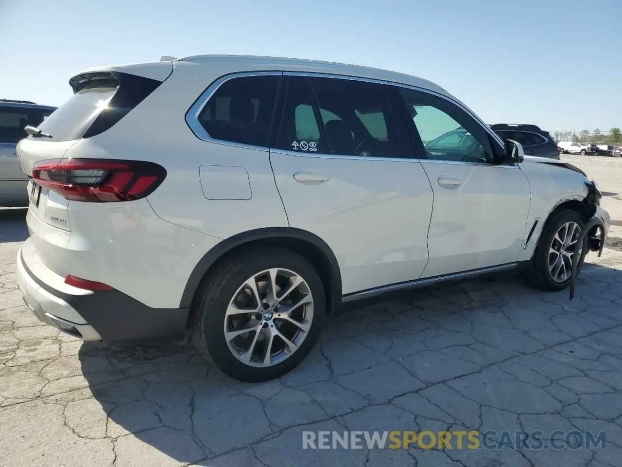 3 Photograph of a damaged car 5UXCR4C0XP9N59565 BMW X5 2023