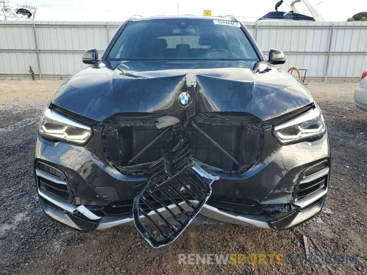 5 Photograph of a damaged car 5UXCR4C0XP9R22642 BMW X5 2023
