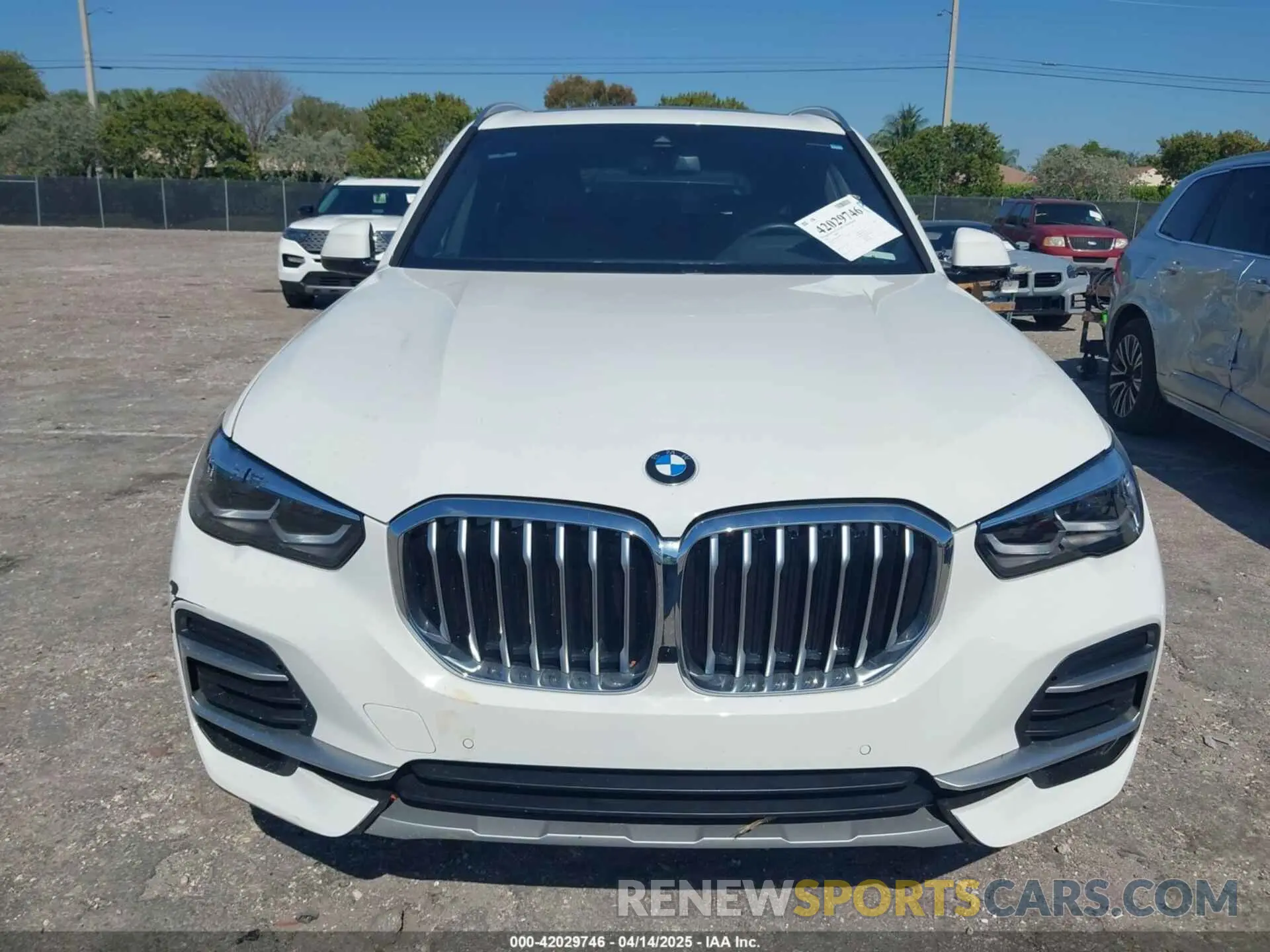 12 Photograph of a damaged car 5UXCR4C0XP9R67239 BMW X5 2023