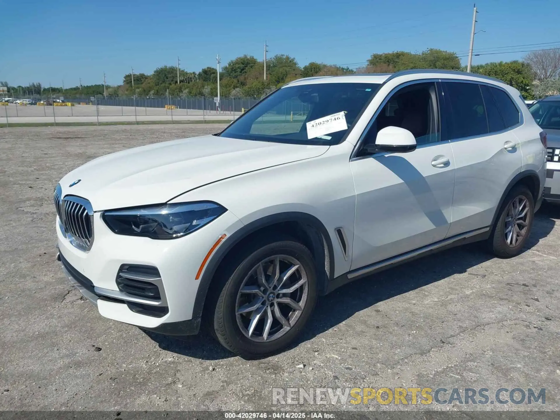 2 Photograph of a damaged car 5UXCR4C0XP9R67239 BMW X5 2023