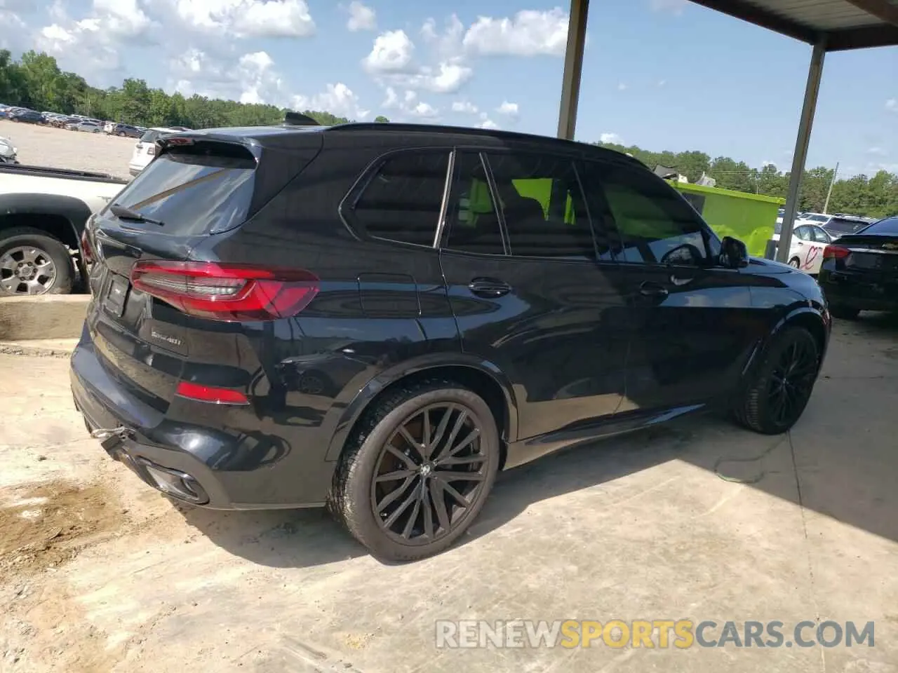 3 Photograph of a damaged car 5UXCR6C00P9P59236 BMW X5 2023