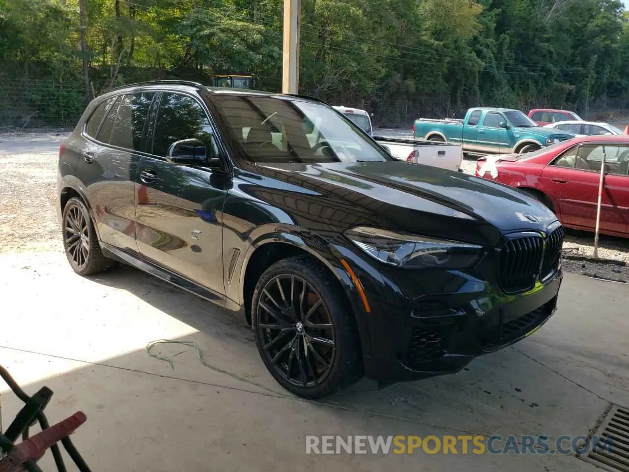 4 Photograph of a damaged car 5UXCR6C00P9P59236 BMW X5 2023