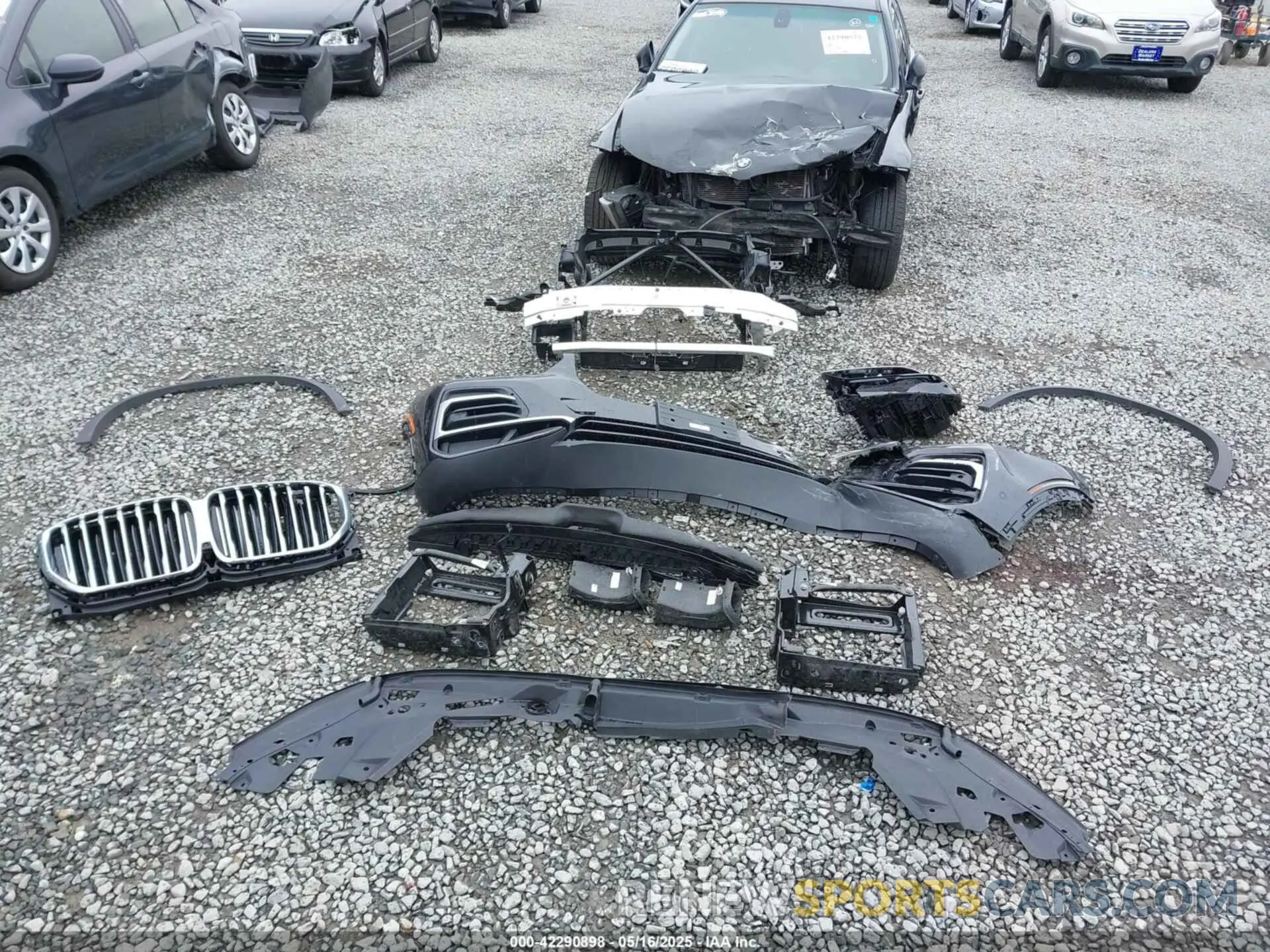 12 Photograph of a damaged car 5UXCR6C00P9P78885 BMW X5 2023