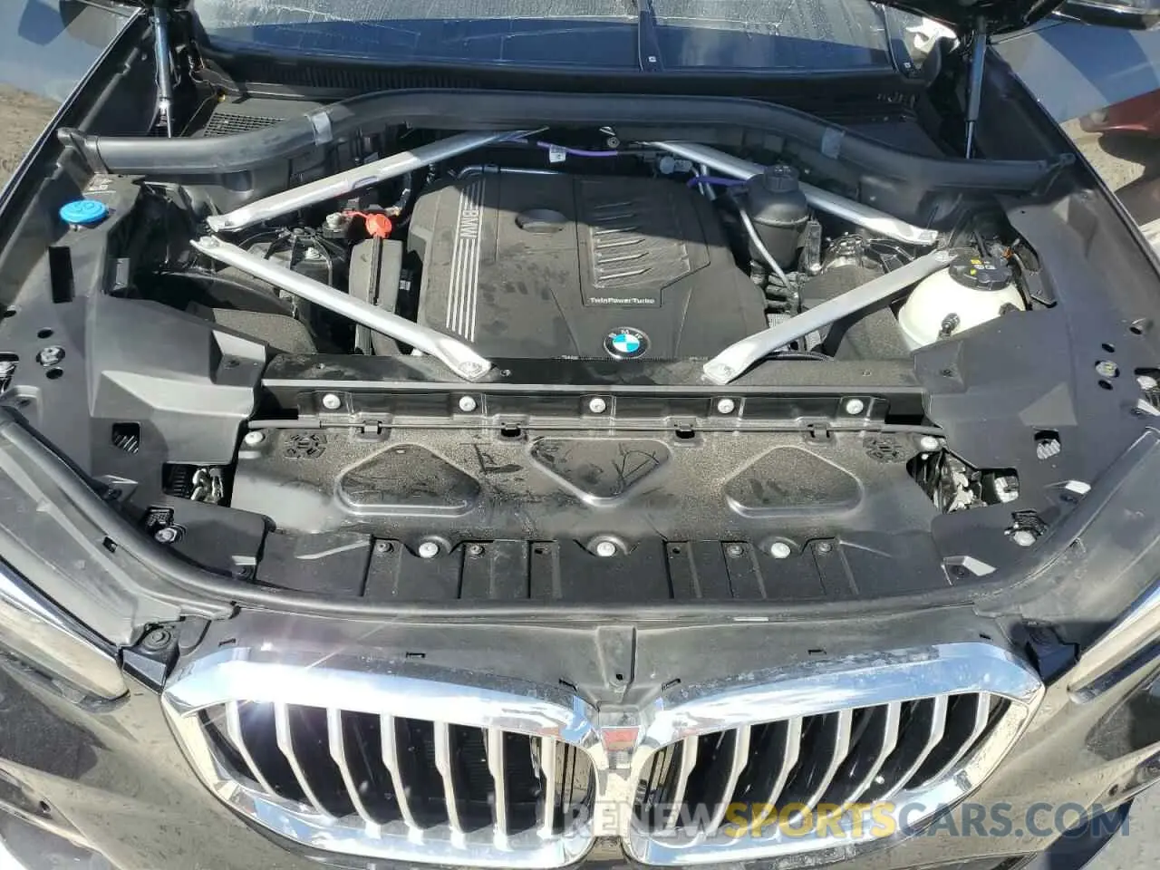 12 Photograph of a damaged car 5UXCR6C01P9R18748 BMW X5 2023