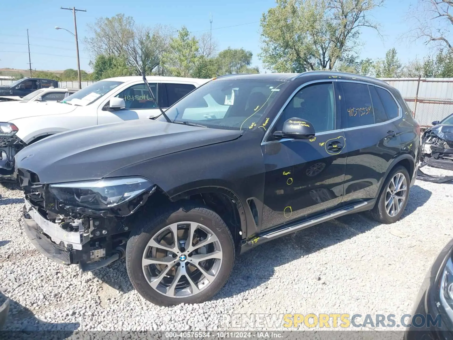 2 Photograph of a damaged car 5UXCR6C02P9N60981 BMW X5 2023
