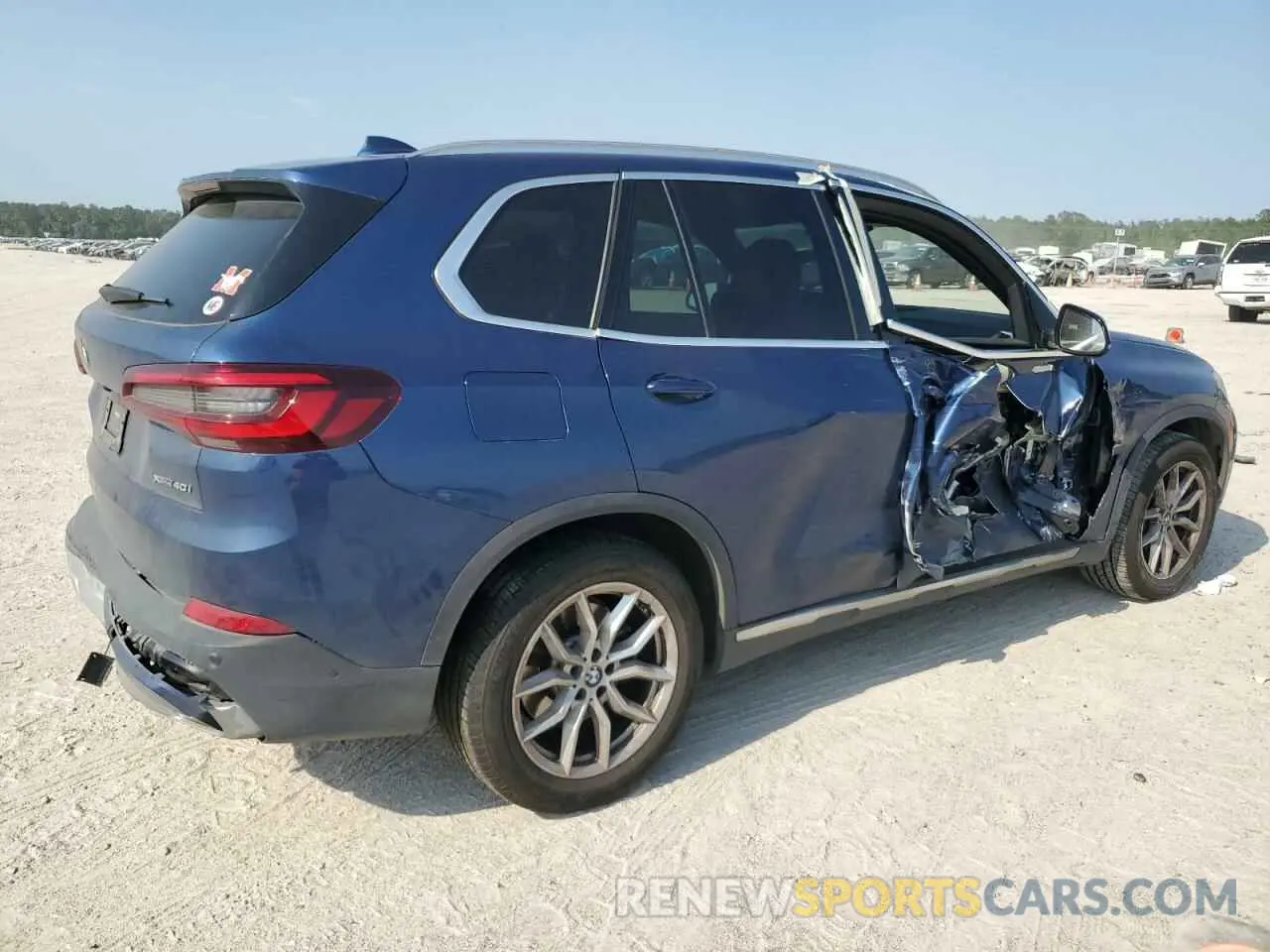 3 Photograph of a damaged car 5UXCR6C02P9P93551 BMW X5 2023
