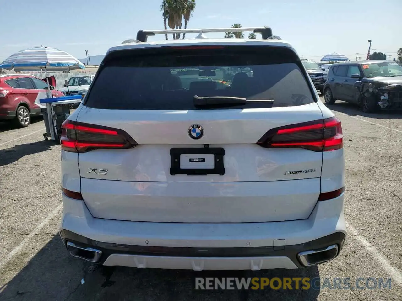 6 Photograph of a damaged car 5UXCR6C03P9M85000 BMW X5 2023