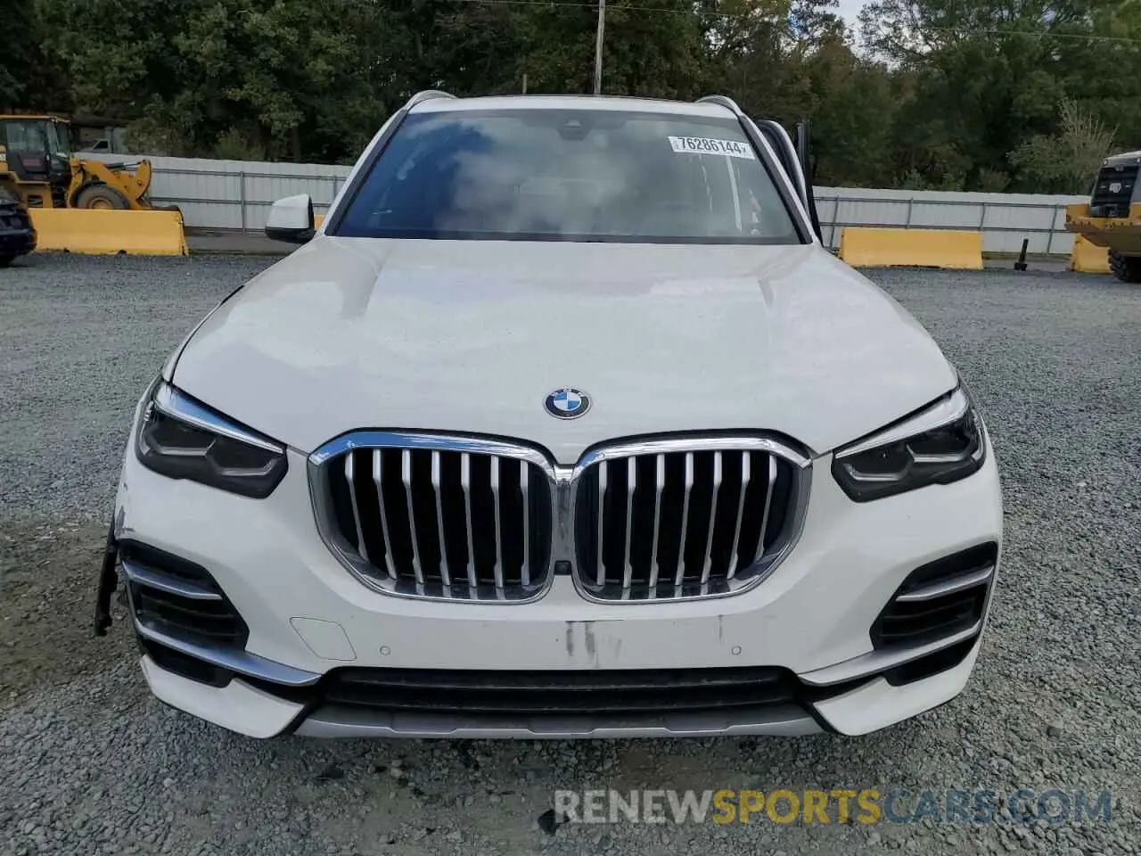 5 Photograph of a damaged car 5UXCR6C03P9R50973 BMW X5 2023