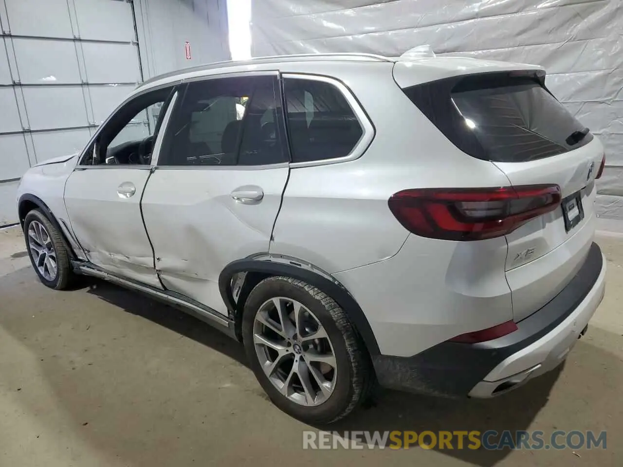 2 Photograph of a damaged car 5UXCR6C03P9R79115 BMW X5 2023