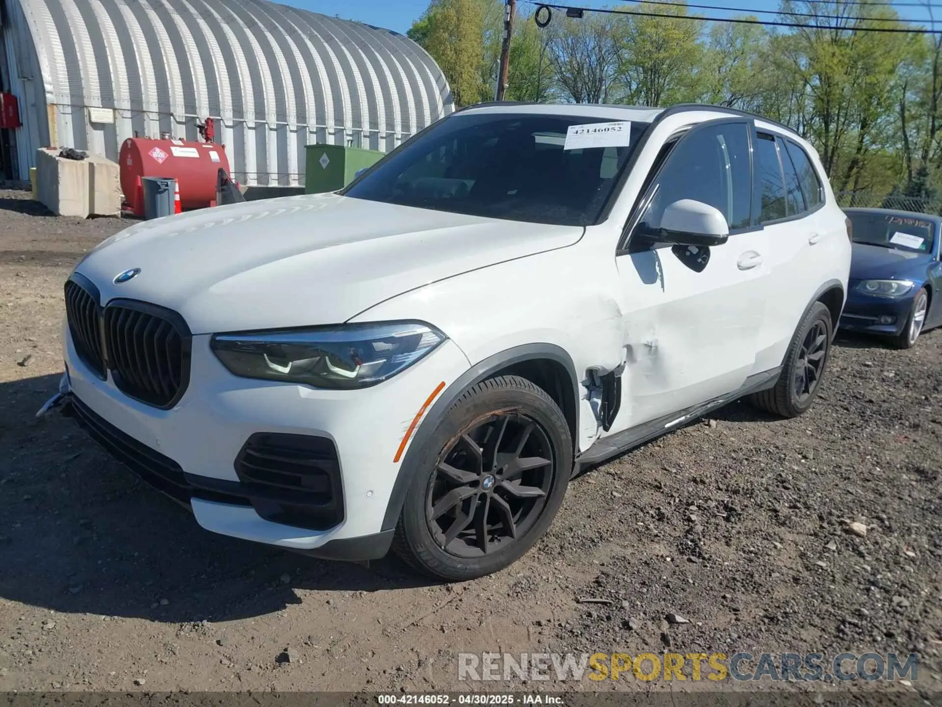 2 Photograph of a damaged car 5UXCR6C04P9P35750 BMW X5 2023