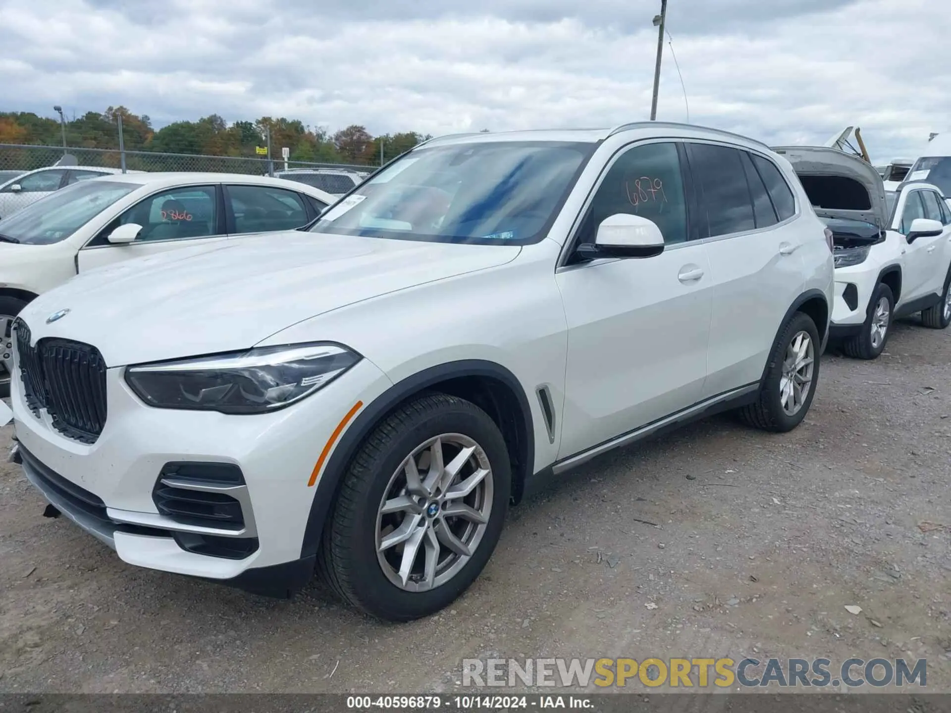 2 Photograph of a damaged car 5UXCR6C07P9R26465 BMW X5 2023