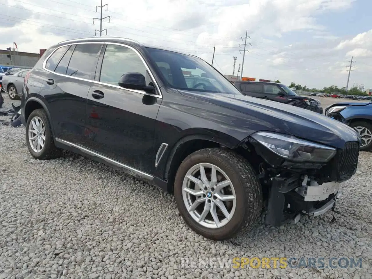 4 Photograph of a damaged car 5UXCR6C08P9N88333 BMW X5 2023