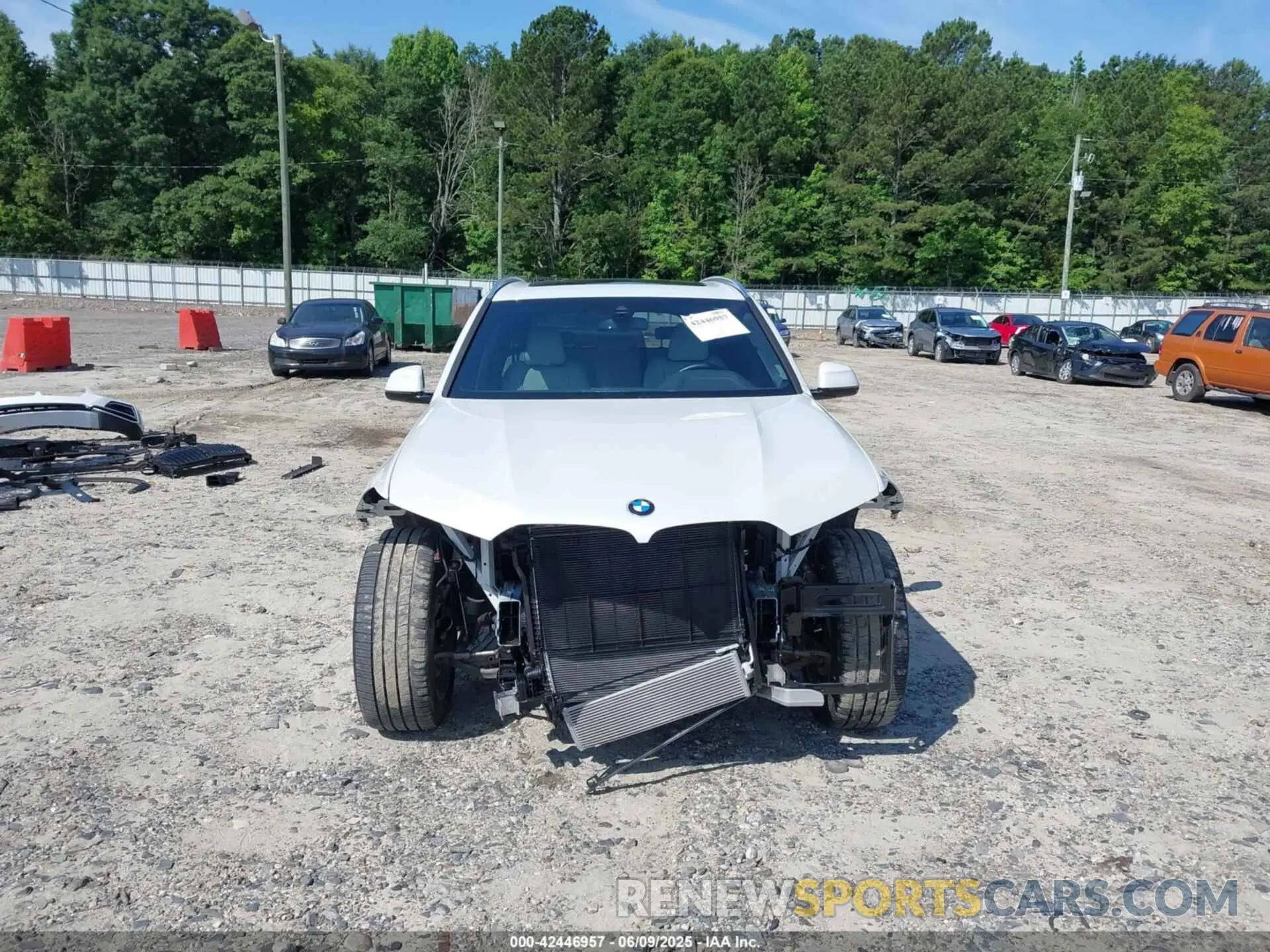 13 Photograph of a damaged car 5UXCR6C09P9R25706 BMW X5 2023
