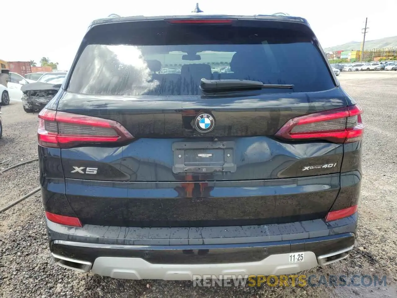 6 Photograph of a damaged car 5UXCR6C0XP9N88687 BMW X5 2023
