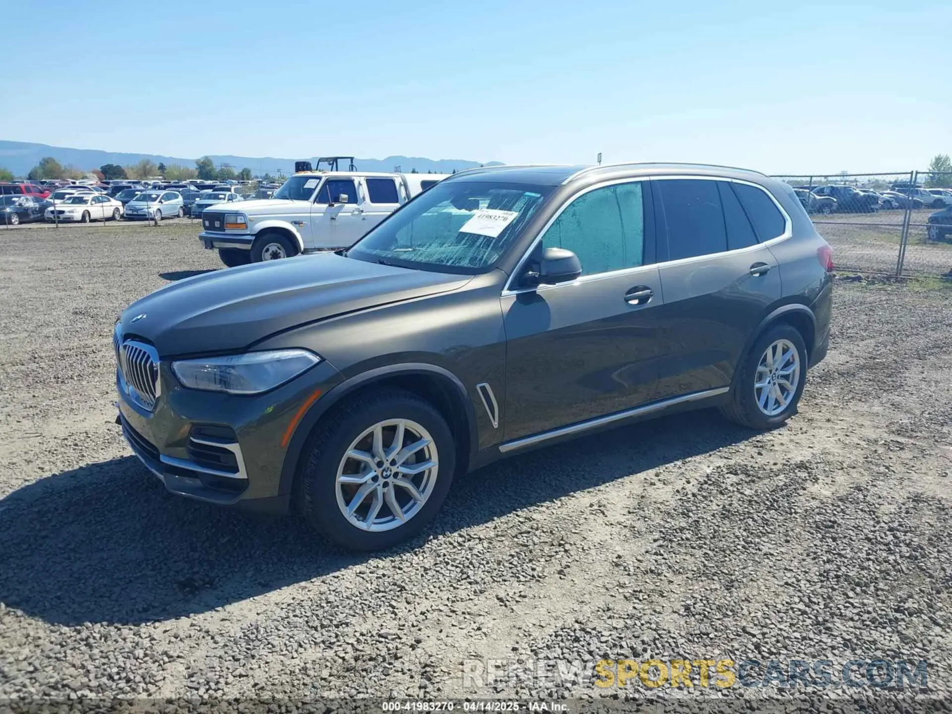 2 Photograph of a damaged car 5UXCR6C0XP9N95610 BMW X5 2023