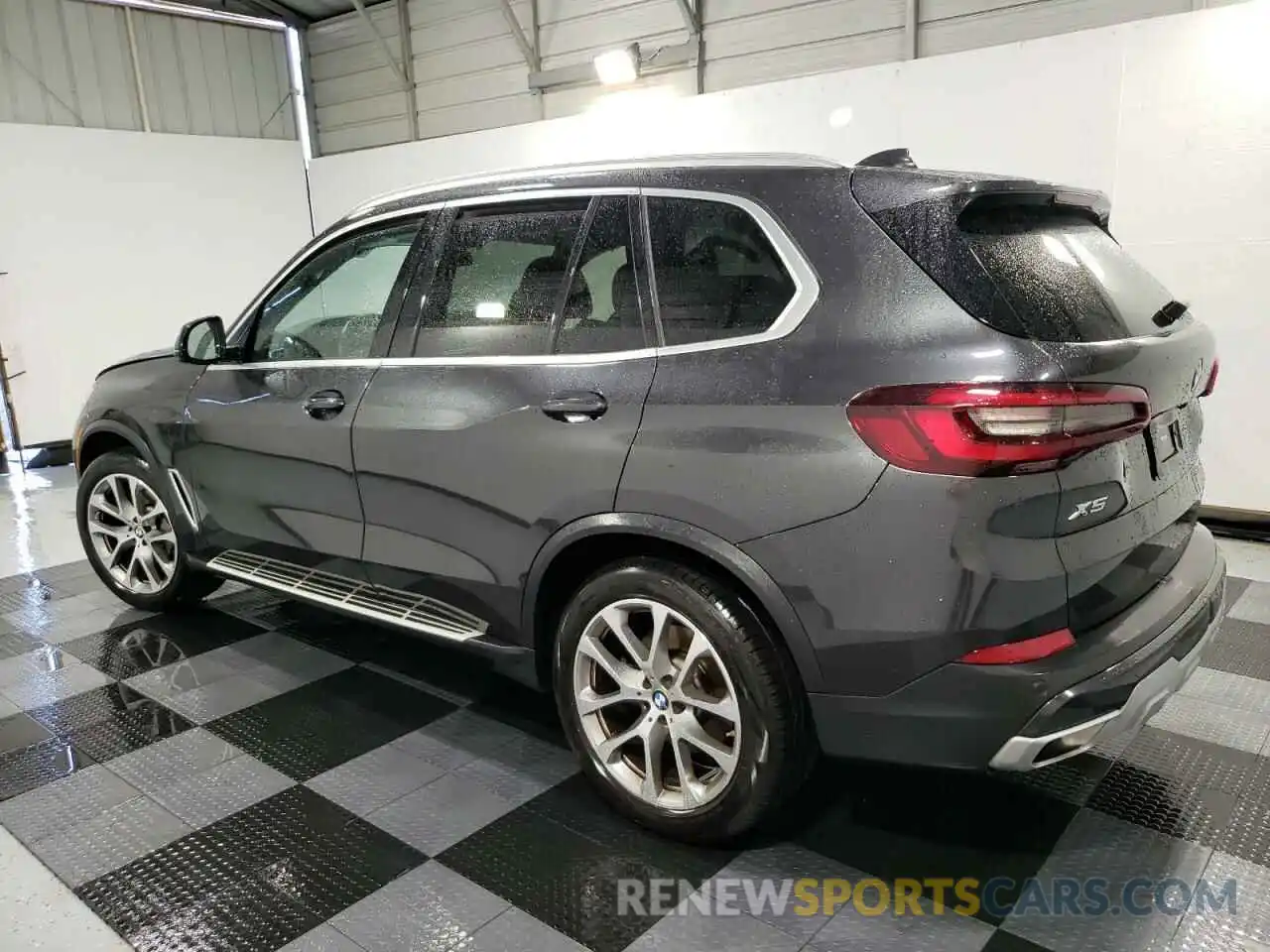 2 Photograph of a damaged car 5UXCR6C0XP9P81924 BMW X5 2023