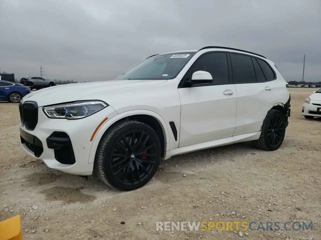 1 Photograph of a damaged car 5UXJU4C00P9P91467 BMW X5 2023