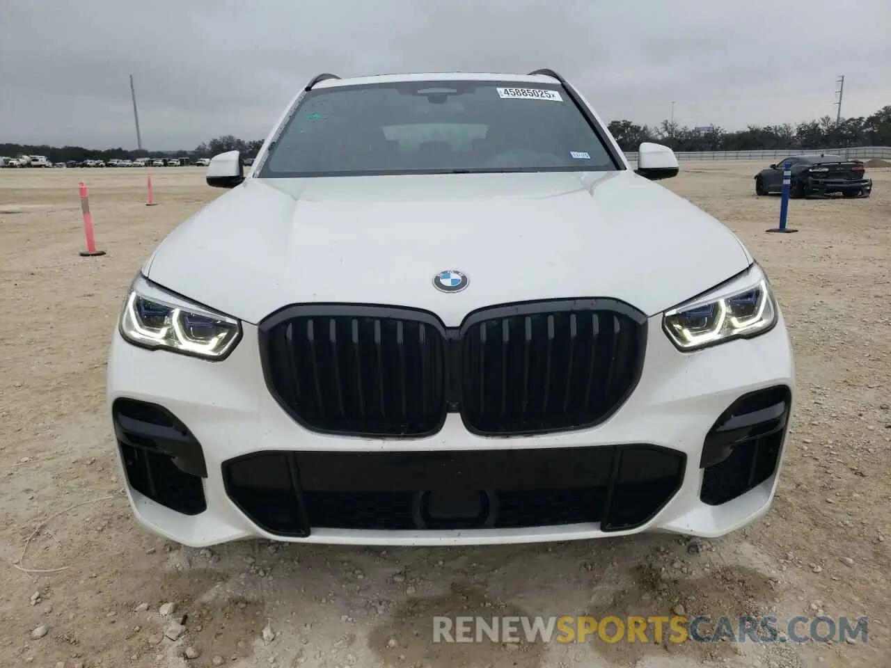 5 Photograph of a damaged car 5UXJU4C00P9P91467 BMW X5 2023