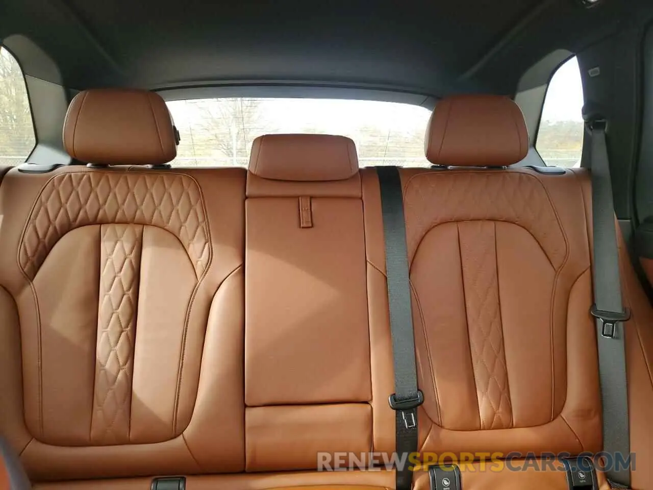 10 Photograph of a damaged car 5UXTA6C01P9P96433 BMW X5 2023